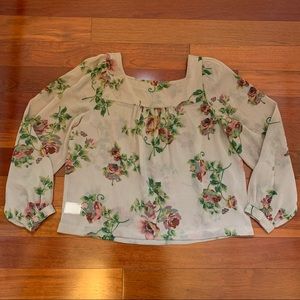 Jessica Simpson blouse, sheer, relaxed size small